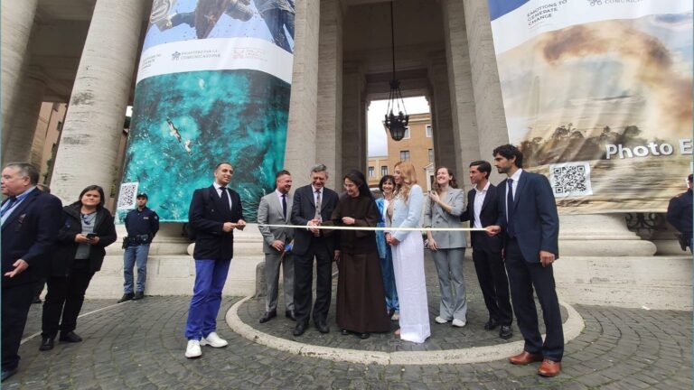 “Changes” photo exhibit inaugurated in St. Peter’s Square