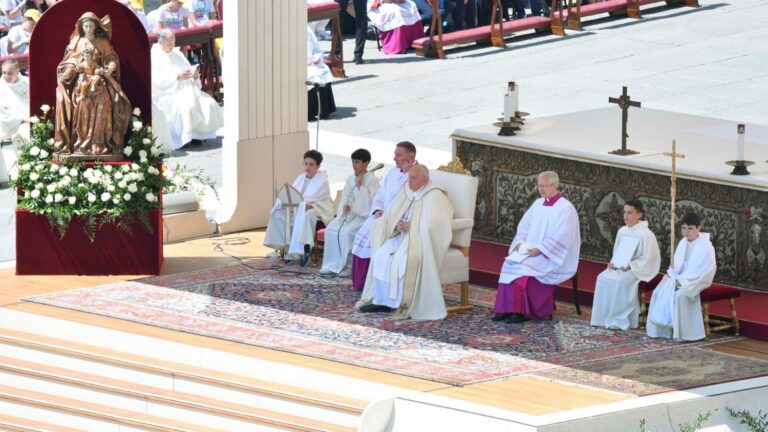 Pope at Mass with children: ‘The Holy Spirit accompanies us in life’