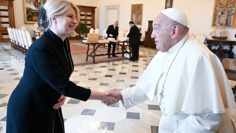 Pope and Slovakian President discuss war in Ukraine