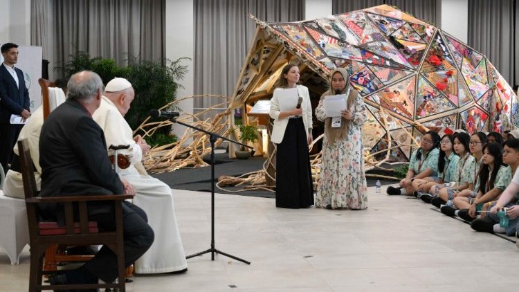 Pope Francis meets with Scholas in Jakarta, Indonesia.