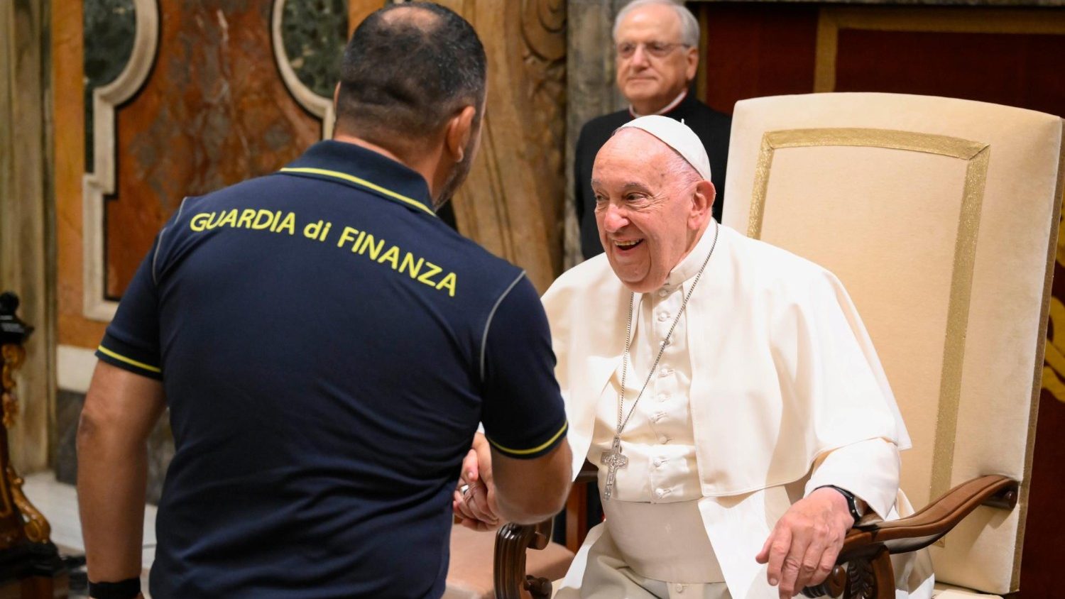 Pope commends Italian Financial Police on their 250th anniversary