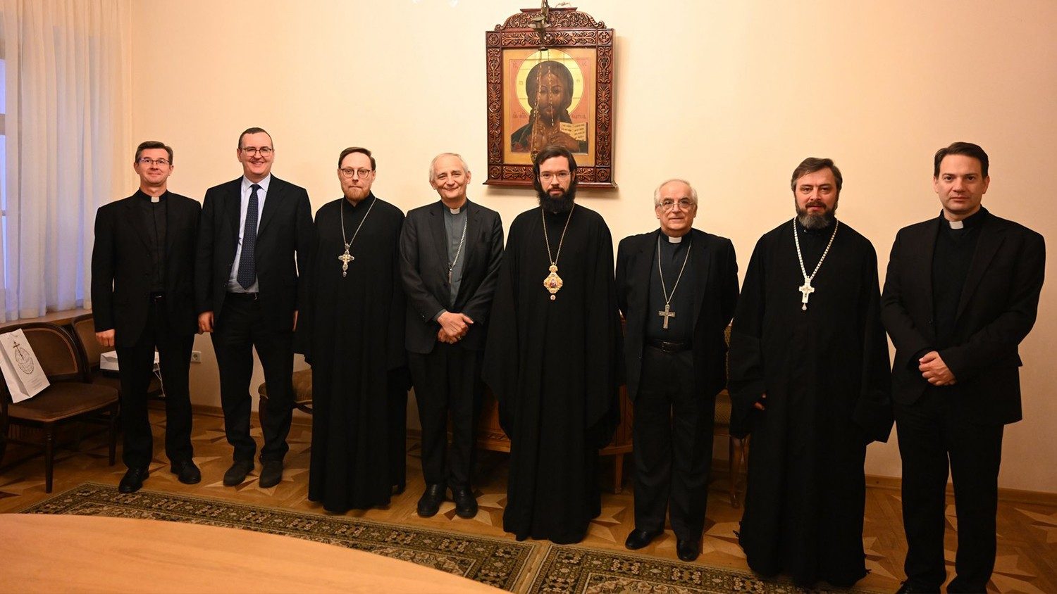 Cardinal Zuppi meets Metropolitan Antonij to discuss humanitarian issues