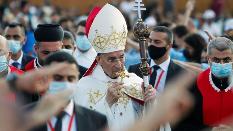 Patriarch Ra'i arrives at mass (archive photo)